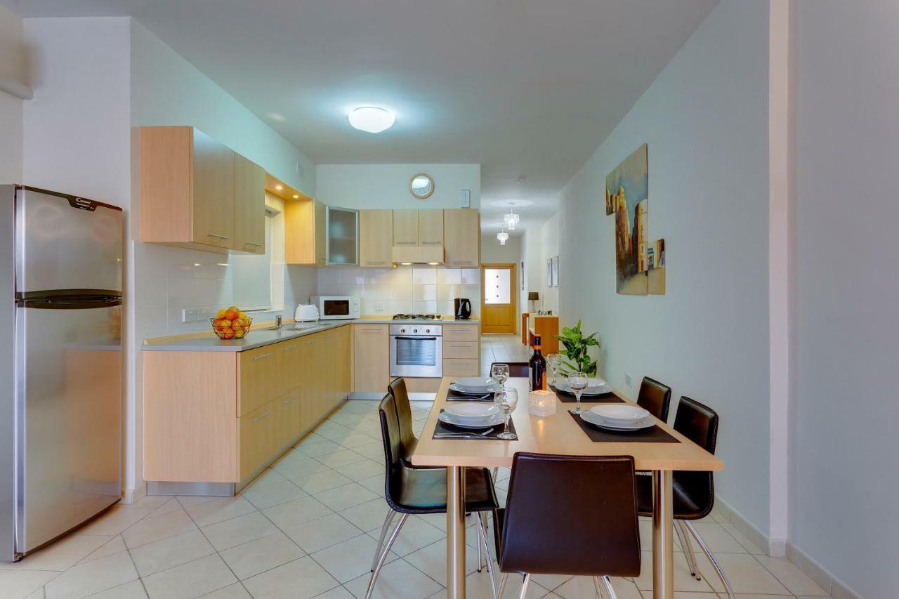 Spacious, Top Location Sliema Apartment Экстерьер фото
