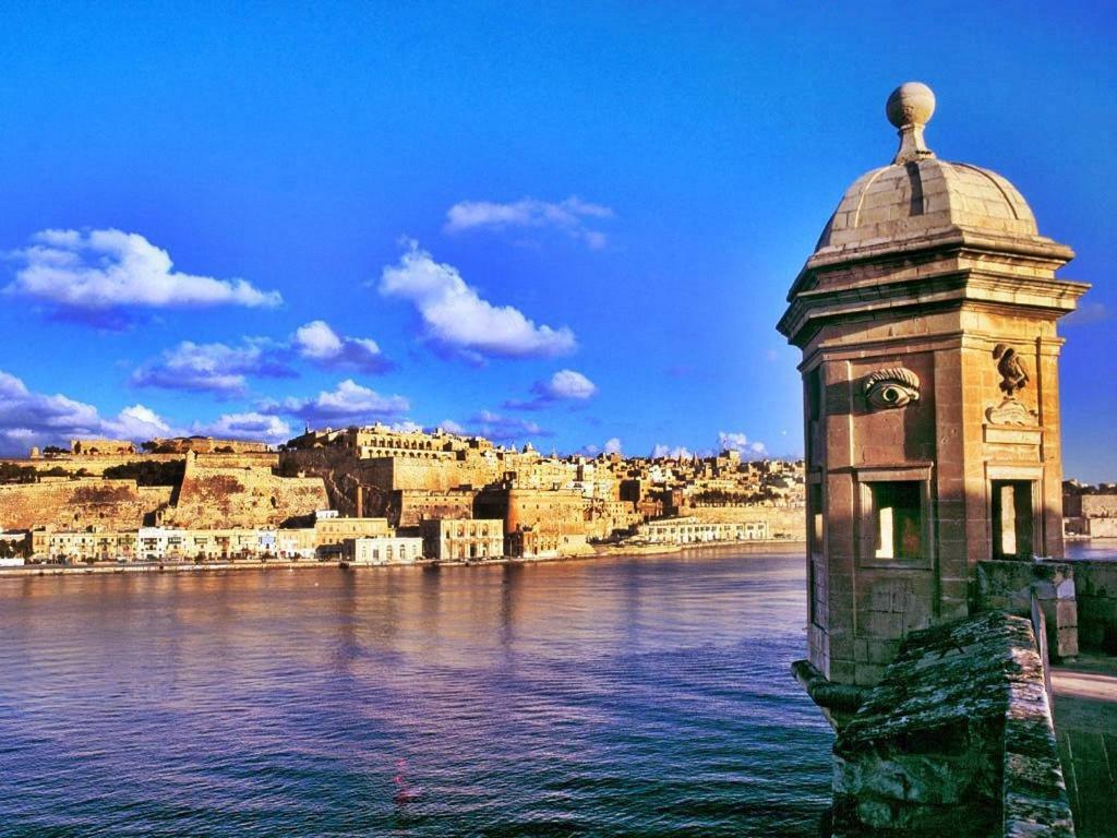 Spacious, Top Location Sliema Apartment Экстерьер фото