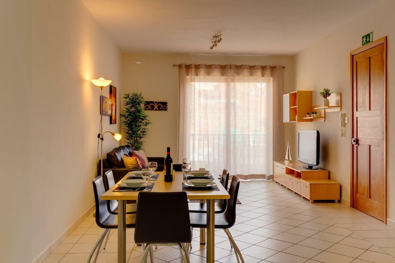 Spacious, Top Location Sliema Apartment Экстерьер фото